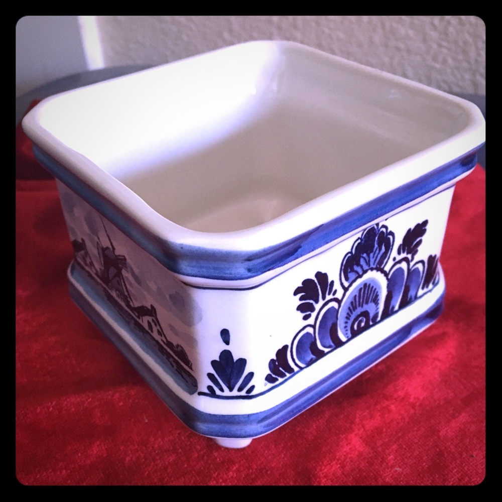 Set of two planters made in Holland. New